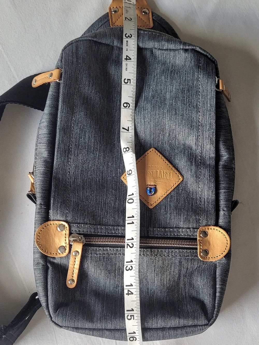 Harvest Label Element  Crossbody Sling Bag. Stone. NWOT.